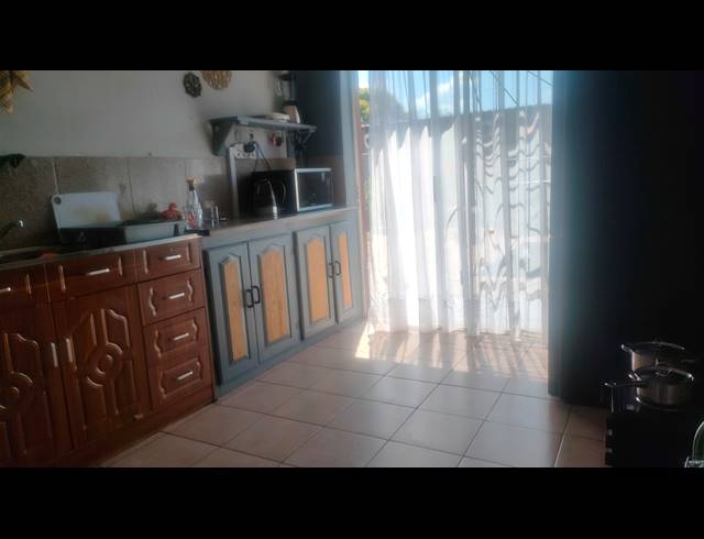 4 BEDROOM HOUSE FOR SALE IN WEST PARK